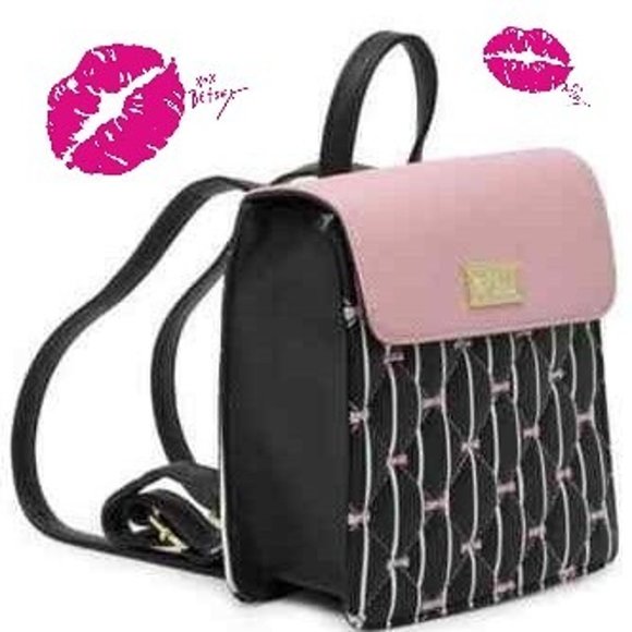 Luv Betsey By Betsey Johnson Stacy Quilted Mini Backpack BAG🆕SHIPS FAST😮‍💨⚡🚚 - Picture 1 of 10